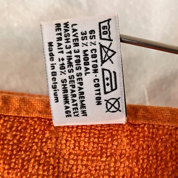 NEW HERMÈS ORANGE YACHTING BATH TOWEL - Picture 5 of 15